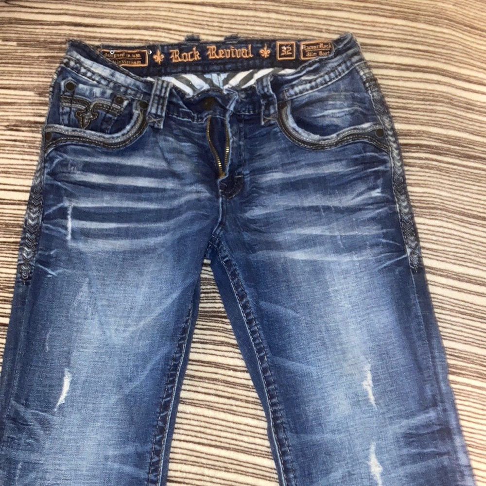 Rock Revival Jeans (32)